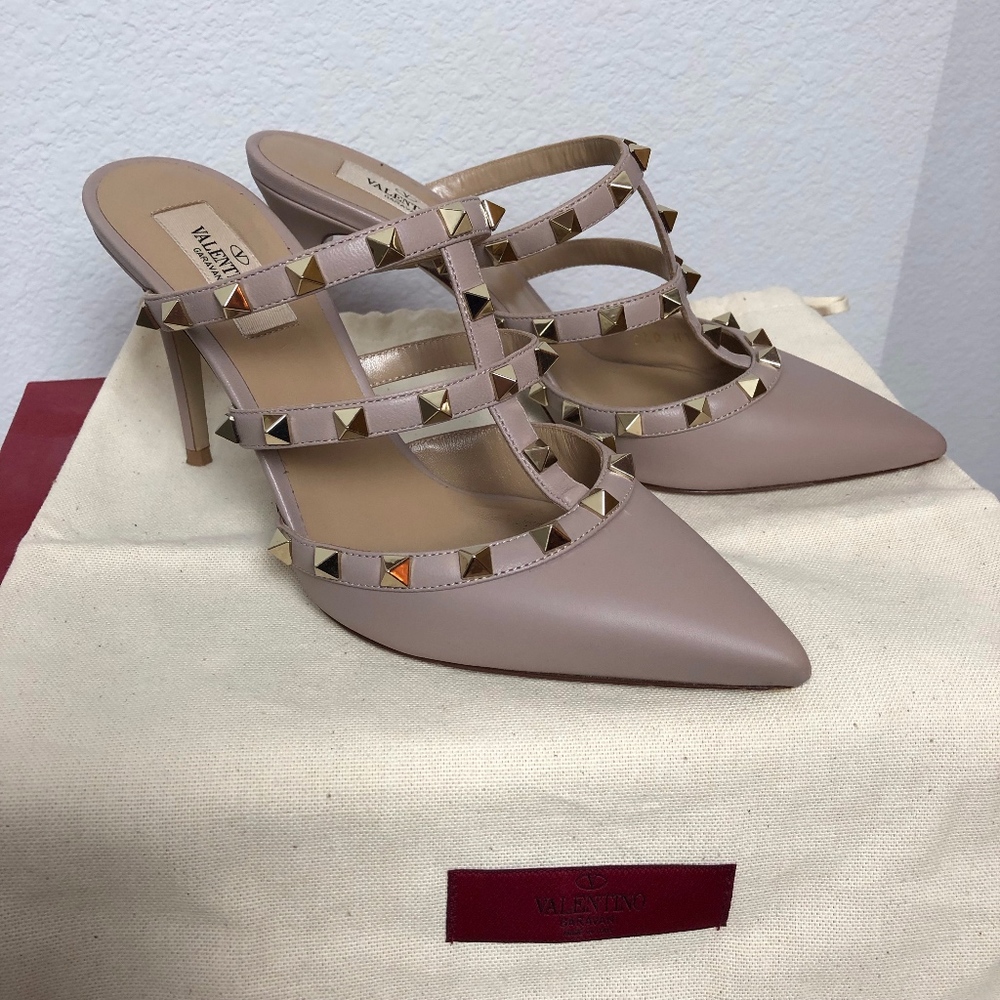 Valentino Garavani Stud Spike Heels sz 38